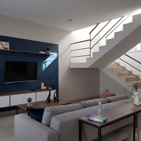 Villa Casa Azul Turquesa Excelente Ubicacion Facturamos Guadalajara Exterior foto