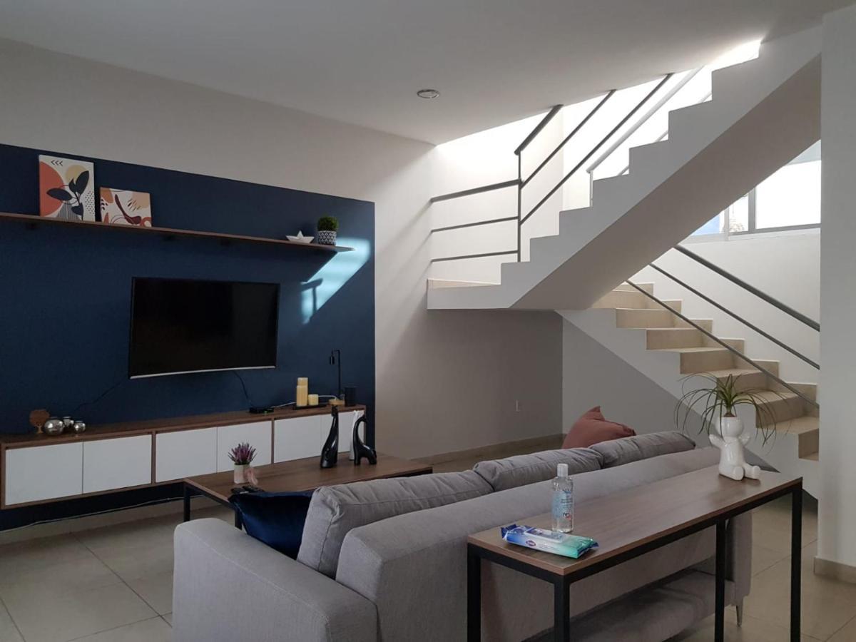 Villa Casa Azul Turquesa Excelente Ubicacion Facturamos Guadalajara Exterior foto