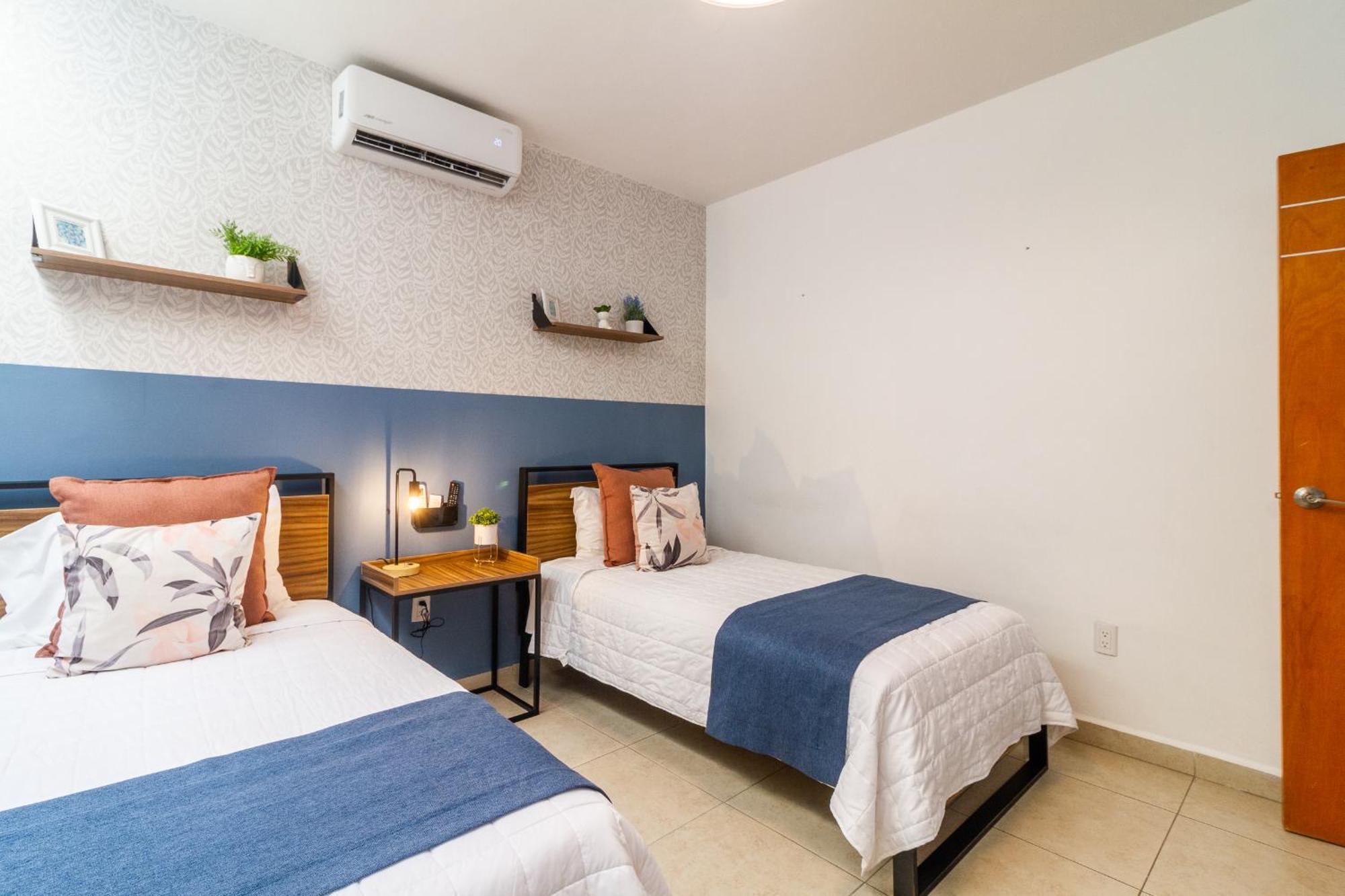 Villa Casa Azul Turquesa Excelente Ubicacion Facturamos Guadalajara Exterior foto